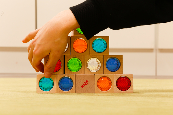 HABA 12 Prisma-Bausteine (ab 1 Jahr) HABA 12 Prisma-Bausteine (ab 1 Jahr)