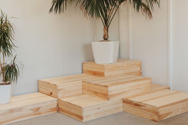 Lümmel-Stufendeck, aus Fichtenholz unbehandelt