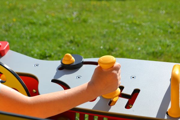 Spielzeug, Kunststoff, Lenkgriffe, Gelb, Rot