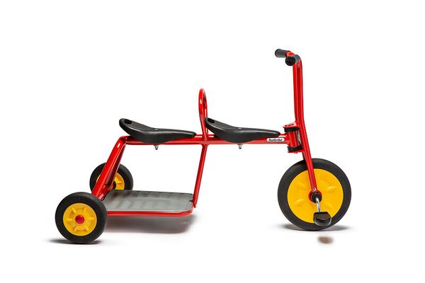 Kinderfahrzeug, Tandem-Rad, Rot, Gelbe Räder, Steh-Sitz-Fahrrad