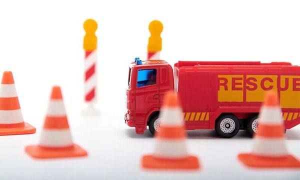 Feuerwehrwagen, Rettungswagen, Spielzeug, Orange, Cones