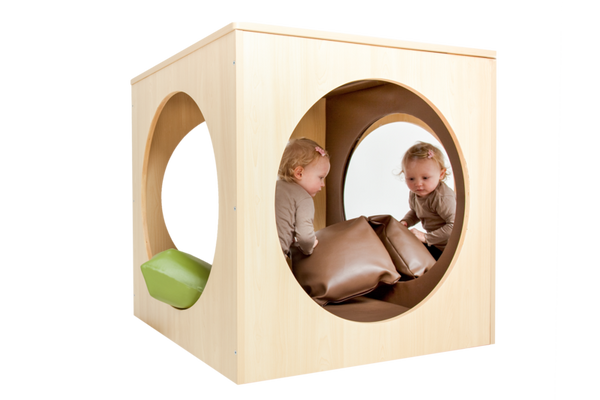 Großer Spiegelwürfel zum Spielen Großer Spiegelwürfel zum Spielen