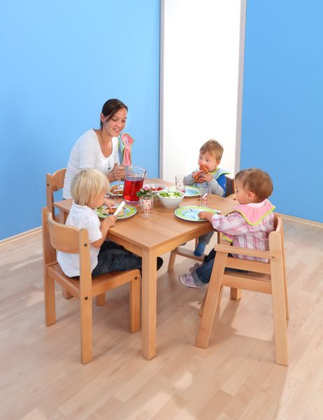 Hochstuhl, groß, Sitzhöhe 38 cm Hochstuhl, groß, Sitzhöhe 38 cm