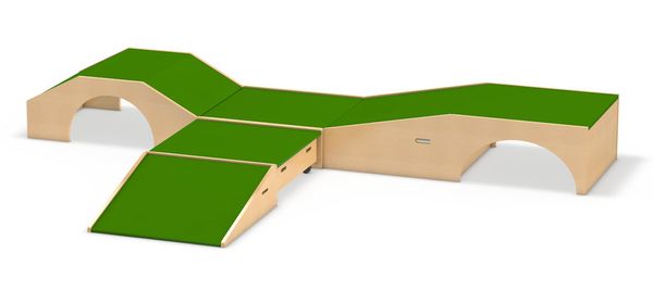 modular ramp, pyramid ramp, playground ramp, wooden ramp, green surface