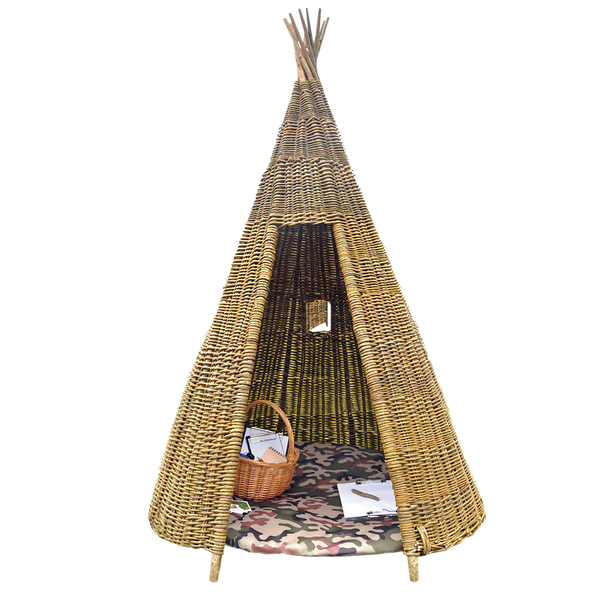 gewebter Tipi, Tepee, Hängesessel?, Kissen, Tarnmuster, Korb