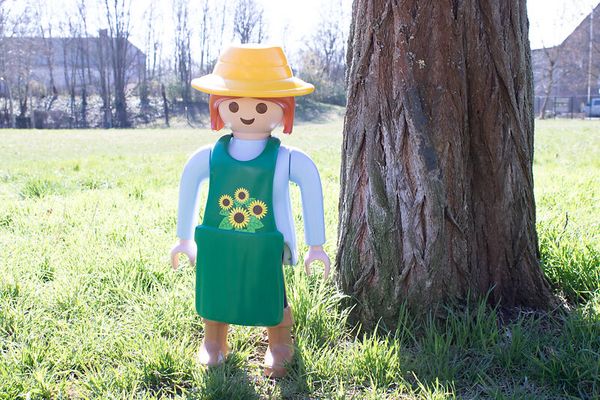 XXL-Gärtnerin Sonnenblume (PLAYMOBIL LECHUZA-Figur)