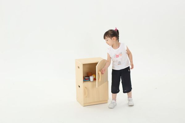 Kühlschrank für die Spielküche