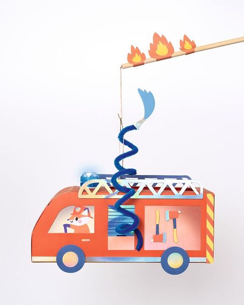 Kinderfeuerwehr, Feuerwehrauto, Fensterfigur, Papiertheater, Paketdeko