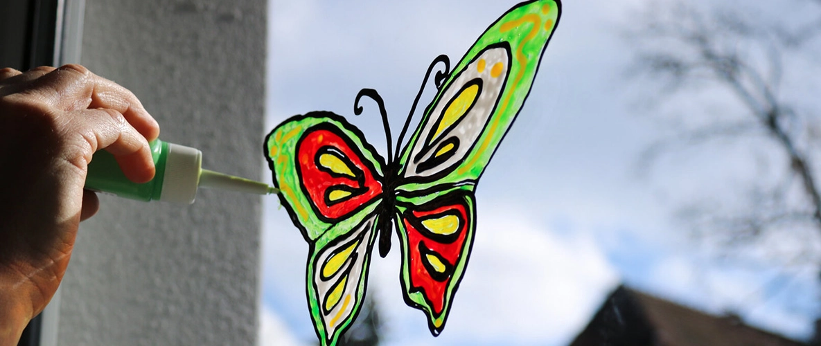 Schmetterling ans Fenster mit Windowcolor