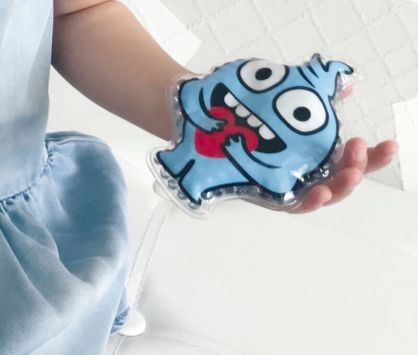 Handheldes Spielzeug, blauer Monster, süßes Figur, kühler Druck, weiches Spielzeug