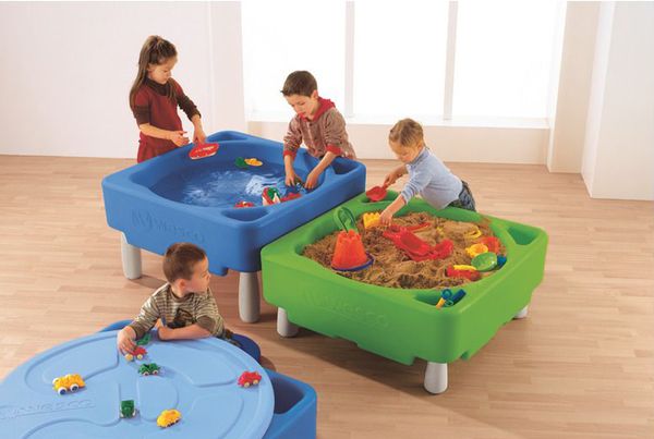 Großer Spieltisch für Wasser und Sand, Breite 100 cm Großer Spieltisch für Wasser und Sand, Breite 100 cm
