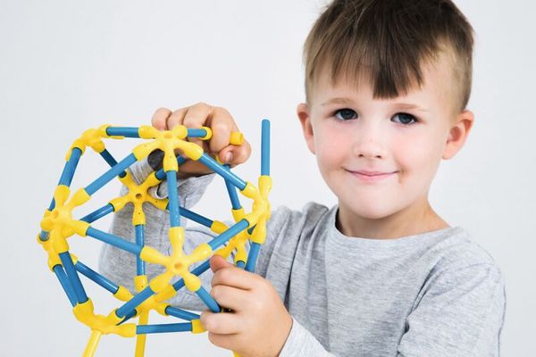 Konstruktionsspielzeug, Kunststoffteile, Kugelnetz, Bausteine, Spielzeug Kugelbahn