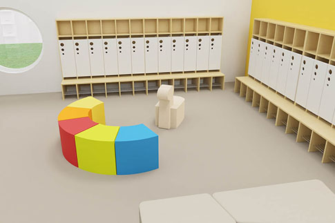 Raum für die Gaderobe mit Sitzmöglichkeiten im Kindergarten