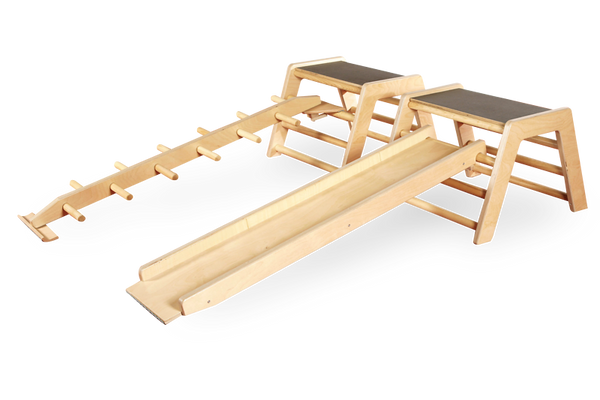 Holztreppe, Kindergerätesteig, Klettergerüst, Schnellstufe, Rutschbahn