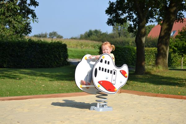 Spielgerät, Kinderpark, Garten Spielplatz, Hüpfspielzeug, Rockerspielzeug