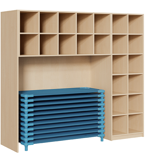 Cubby storage, Wandregal, Holzrahmen, blaue Falttische mats?, Aufbewahrungsschränke