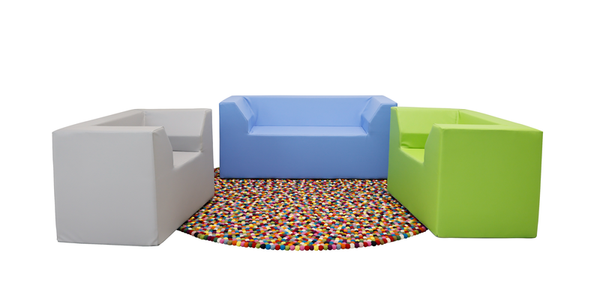 modularer sofa, Sitzgruppe, bunter Teppich, runder Teppich, Schaumstoffcouch
