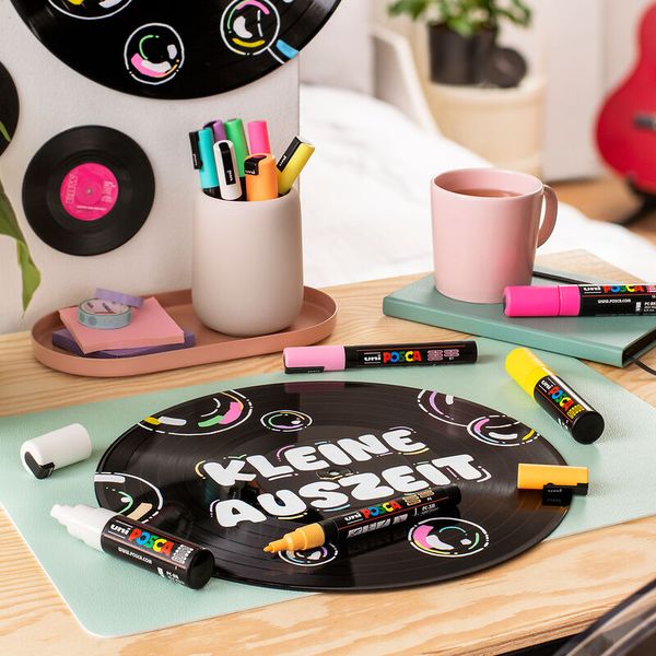 POSCA Stifte 8er Etui-Grundfarben, extra-fein, 0,7 - 1,0 mm