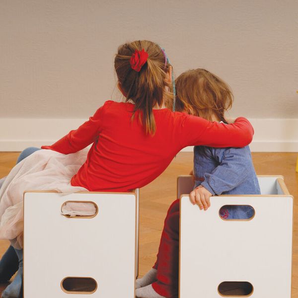 DECOR Wandelstuhl orange, Sitzhöhe (17, 22 und 32 cm) DECOR Wandelstuhl orange, Sitzhöhe (17, 22 und 32 cm)