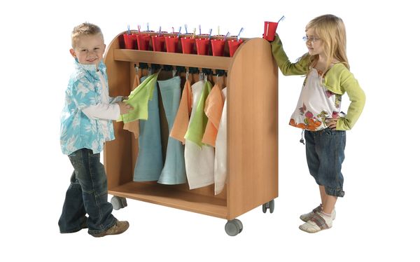 Handtuch- und Zahnputzwagen für 16 Kinder Handtuch- und Zahnputzwagen für 16 Kinder