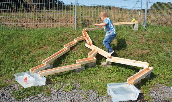 Wasserbahn / Kugelbahn, massives Kiefernholz, 12 Teile, ab 3 Jahre (SONDERANGEBOT) Wasserbahn / Kugelbahn, massives Kiefernholz, 12 Teile, ab 3 Jahre (SONDERANGEBOT)