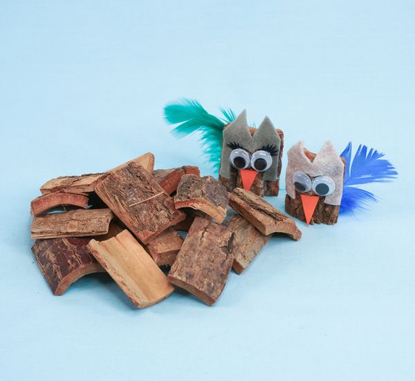 Holzstücke, Rinde, Vogelfigur, Bastelset, Kartenproviant