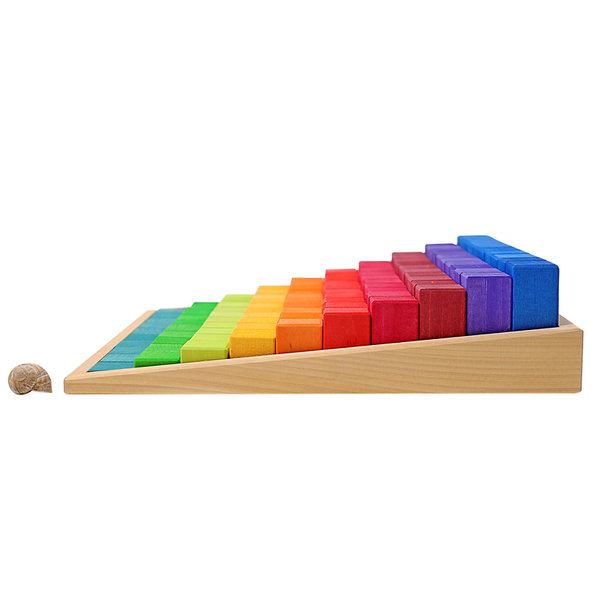 Holzspielzeug, Stufenpyramide, Bauklötze, Sortierkasten, Regenbogenfarben