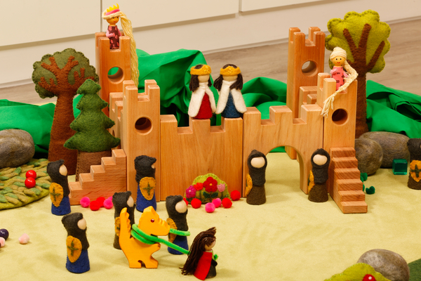 BAUSPIEL Ritterburg, 10 teilig BAUSPIEL Ritterburg, 10 teilig