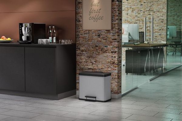 Küche, Kaffeebereich, Mülleimer, Industrie-Ziegelwand, Küchenstudio