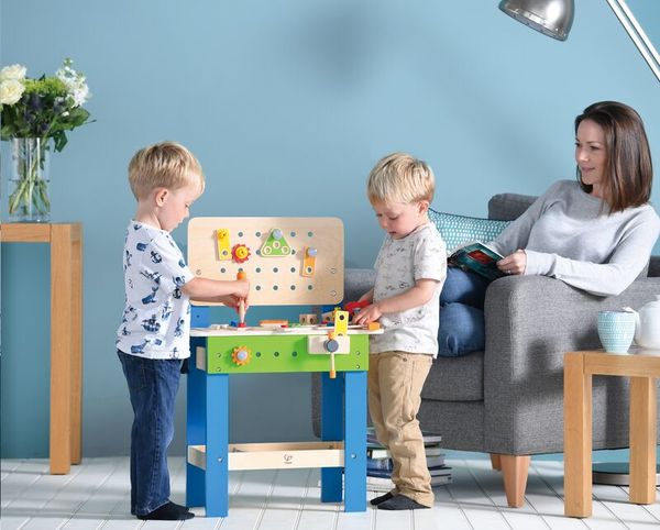 HAPE Werkbank inklusive Zubehör (35 Teile)