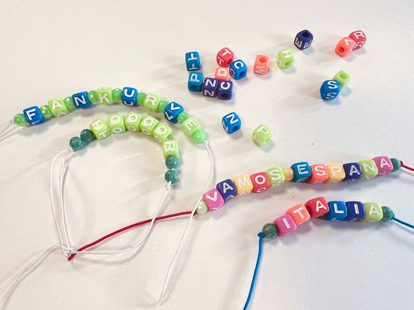 FOLIA Gummischnüre-Set, 4 Spulen FOLIA Gummischnüre-Set, 4 Spulen