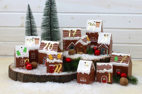 Adventskalender, Schokoladenhaus, Miniaturhaus, Winterdeko, Zahlentürchen