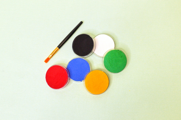 EULENSPIEGEL Junior-Schminkpalette, 6 Farben + Pinsel EULENSPIEGEL Junior-Schminkpalette, 6 Farben + Pinsel