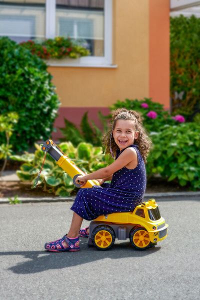 BIG Power Worker Maxi Kran, 360 Grad drehbar, ab 3 - 7 Jahre BIG Power Worker Maxi Kran, 360 Grad drehbar, ab 3 - 7 Jahre