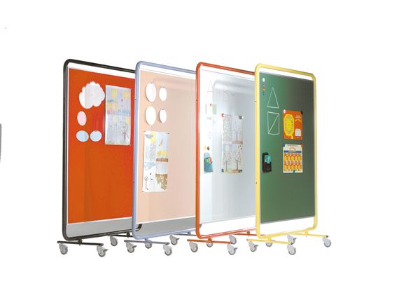 Fahrbare Ausstellungstafel, Klettenstoff, 131x190x50 cm Fahrbare Ausstellungstafel, Klettenstoff, 131x190x50 cm