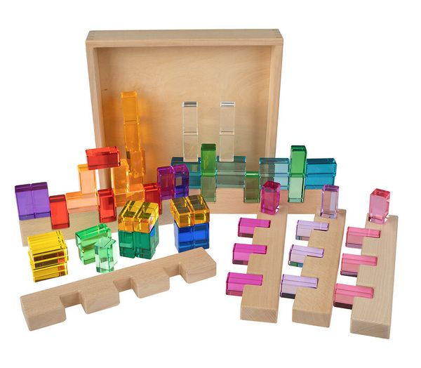 Holzspielzeug, Bausteine, Kunststoffblöcke, Baukasten, Farbenvielfalt