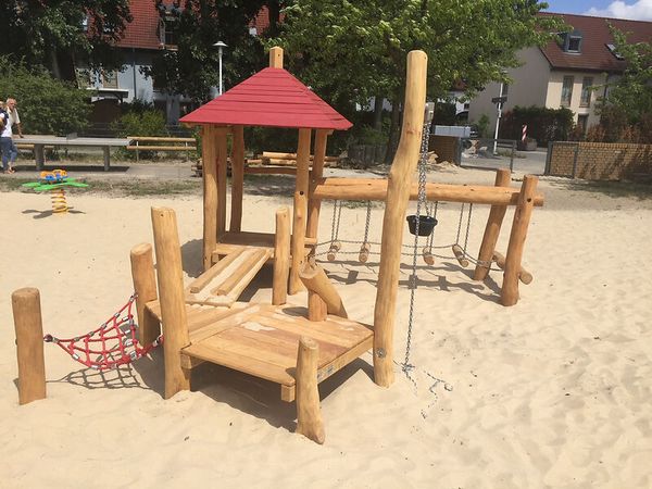 spielplatz, holz, sandkasten, klettergerüst, hängebrücke