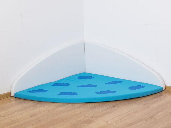 Spielmatte für Ecke mit Wandpolster, Schaumstoff/ Kunstleder, Motiv Wolken, (HxTxB): 140 x 140 x 50 cm
