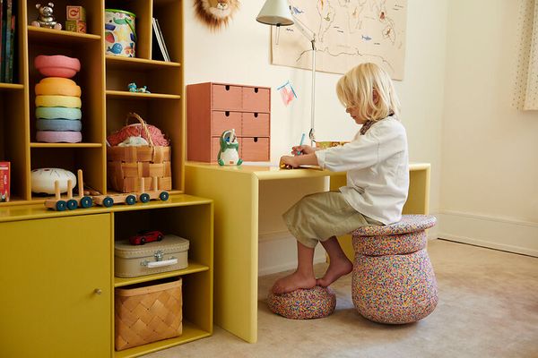 kindergarten, spielzimmer, tisch, hocker, spielzeug