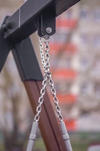 Logo Spielturm mit Vogelnestschaukel und Reifenschaukel (BNS 90 cm)