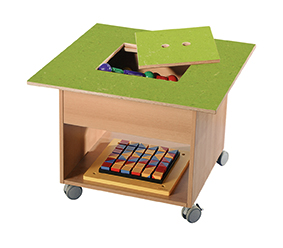 Holzkiste, Kiste mit Rollen, Tischaufbau, Perlen/Perlenkasten, Werkzeugset/Materialkasten