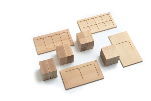 Würfel aus Holz, zerlegbar Würfel aus Holz, zerlegbar