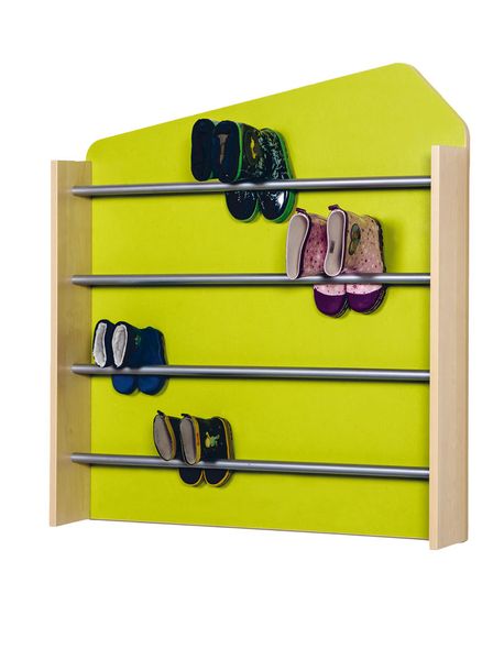 Stiefelwand, Rückwand aus hellgrünem Linoleumbelag Stiefelwand, Rückwand aus hellgrünem Linoleumbelag