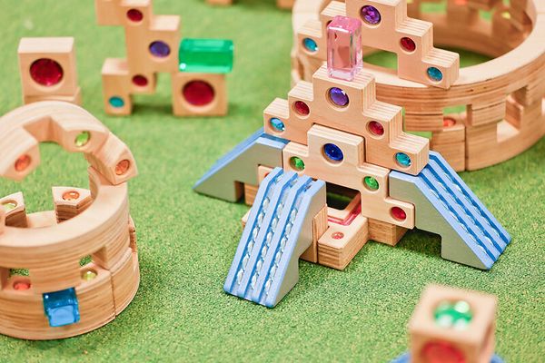 REGENBOGENLAND Wasserfälle, 12 Bausteine + Kasten REGENBOGENLAND Wasserfälle, 12 Bausteine + Kasten