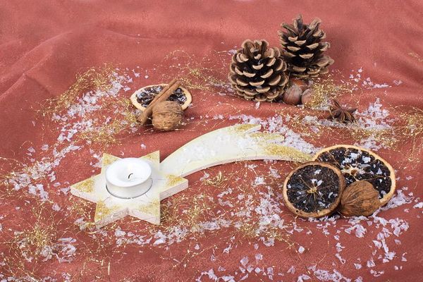 Teelichthalter Sternschnuppe  Teelichthalter Sternschnuppe