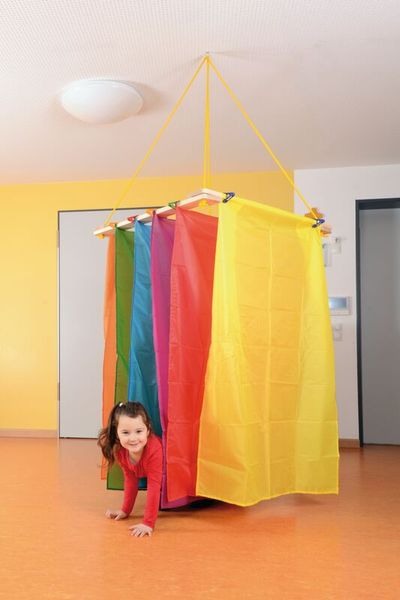 Kinder, Hochseil, Fahnenvorhang, Farbenreich, Spielzelt