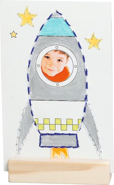 FOLIA Stickkarten zum Ausnähen, 48 Stück in 8 Motiven FOLIA Stickkarten zum Ausnähen, 48 Stück in 8 Motiven