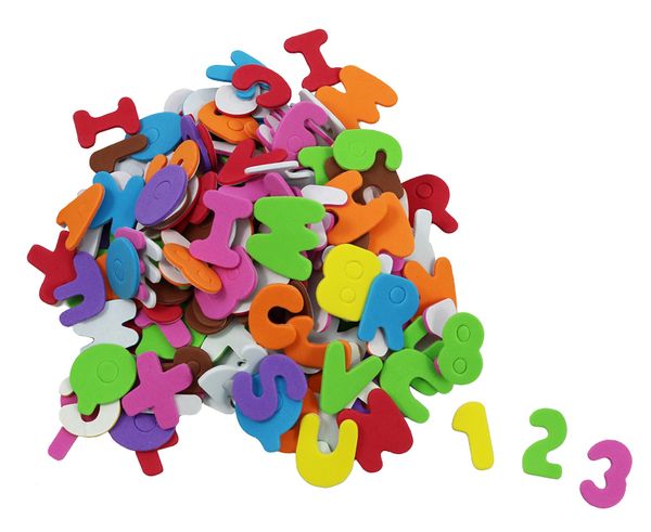 ELVIRAS Moosgummi Buchstaben und Zahlenmix, 2,5 cm, selbstklebend, 1.000 Stück ELVIRAS Moosgummi Buchstaben und Zahlenmix, 2,5 cm, selbstklebend, 1.000 Stück