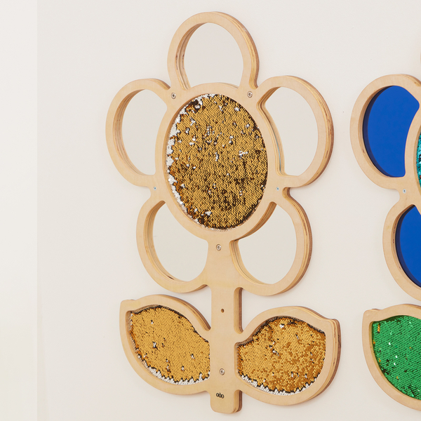 Haptischer Wandspiegel in Blumenoptik - silber, BxHxT: 55 x 77 x 2,5 cm Haptischer Wandspiegel in Blumenoptik - silber, BxHxT: 55 x 77 x 2,5 cm