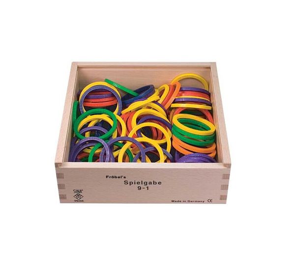 holzbox, spielzeug, gummi-ringe, farbige-ringe, holzbox-spielzeug